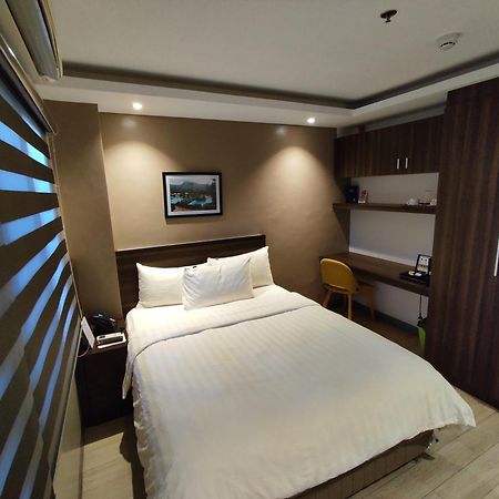 Hotel Inigo Legazpi Εξωτερικό φωτογραφία