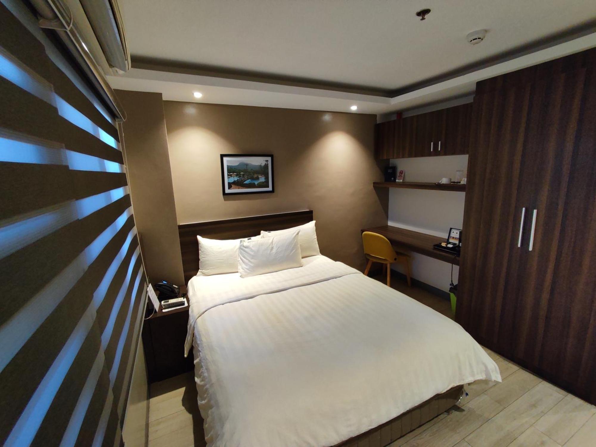 Hotel Inigo Legazpi Εξωτερικό φωτογραφία